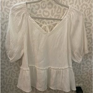 Boutique top size small, white